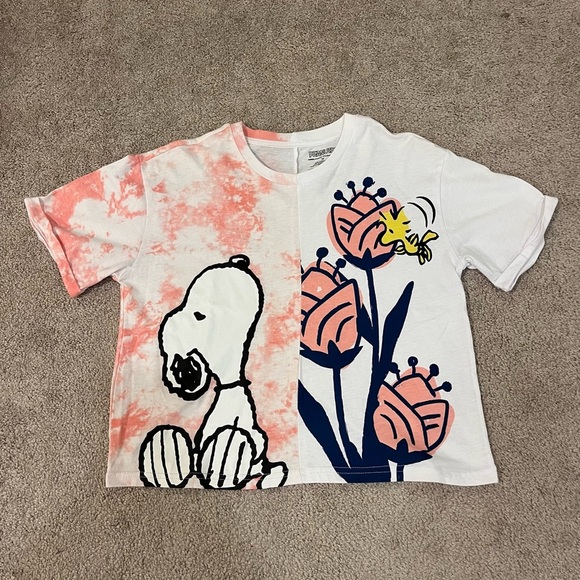 Peanuts Split Design Graphic Tee - Picture 1 of 6